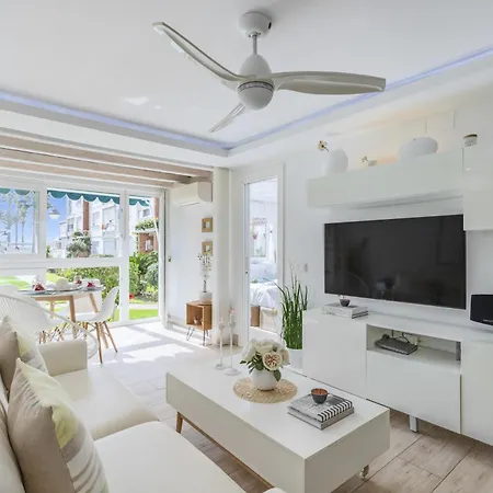 White Summer In Apartment *